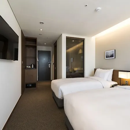 Ramada Encore By Wyndham Busan Haeundae