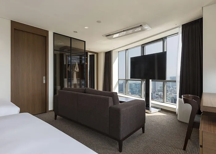 Ramada Encore By Wyndham Haeundae Hotel 4*