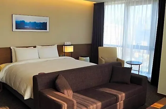 Ramada Encore By Wyndham Haeundae 4*