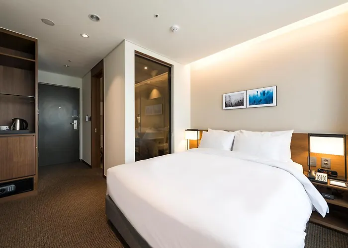 Hotel Ramada Encore By Wyndham Haeundae 4*