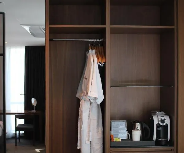 Ramada Encore By Wyndham Haeundae Hotel 4*
